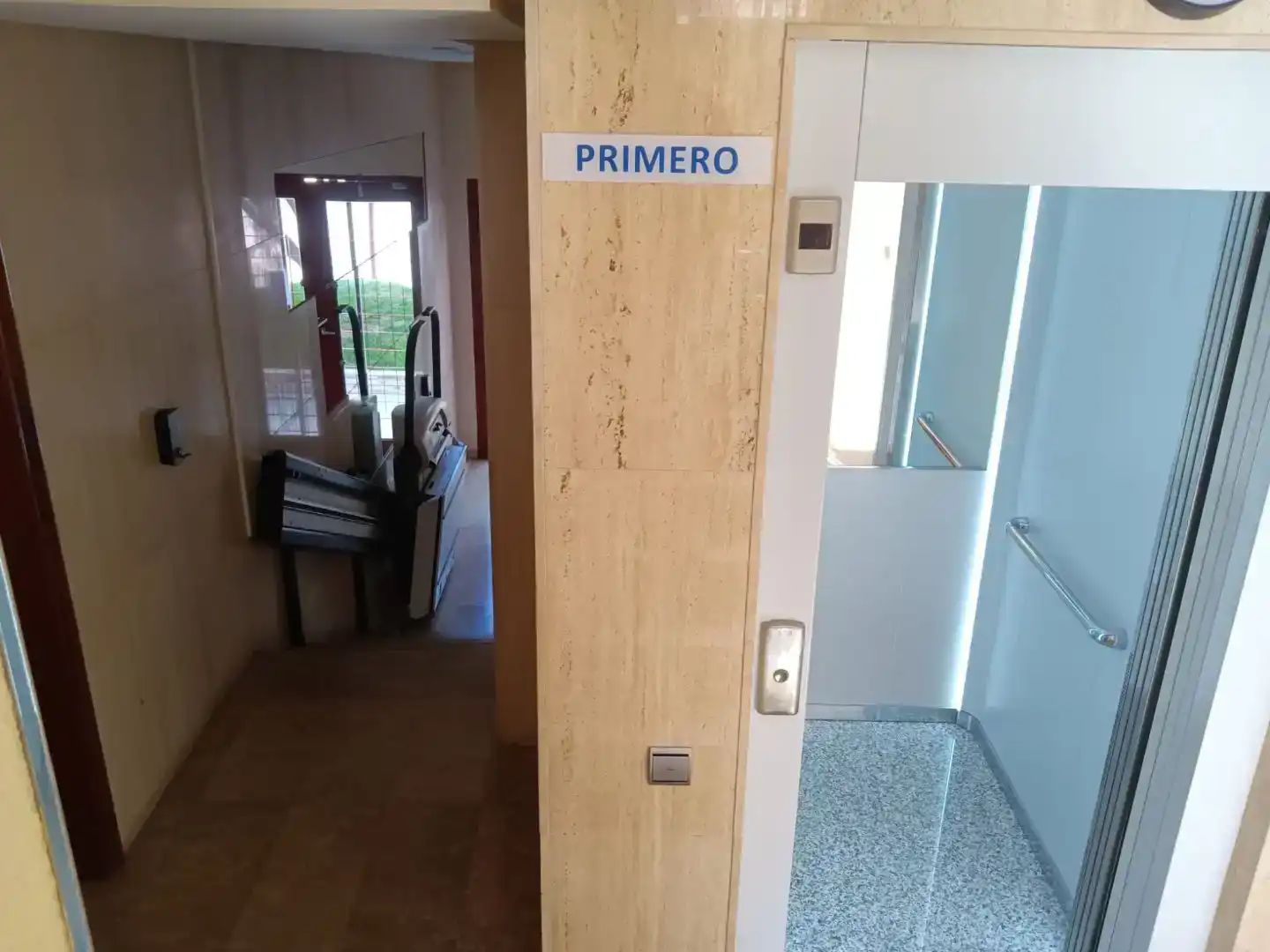 Wohnung zur Miete in Murcia mit Klimaanlage, Privatgarten und Möbliert