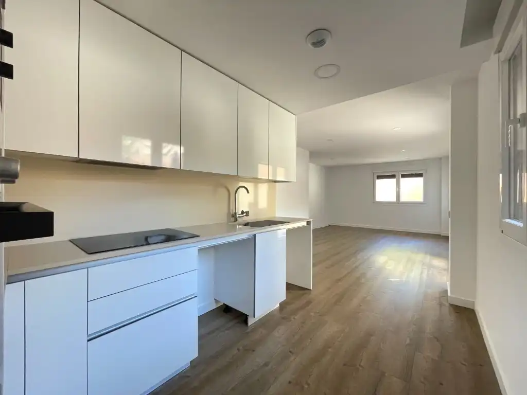 Ground floor for rent in Calle Libertad De La, La Navata