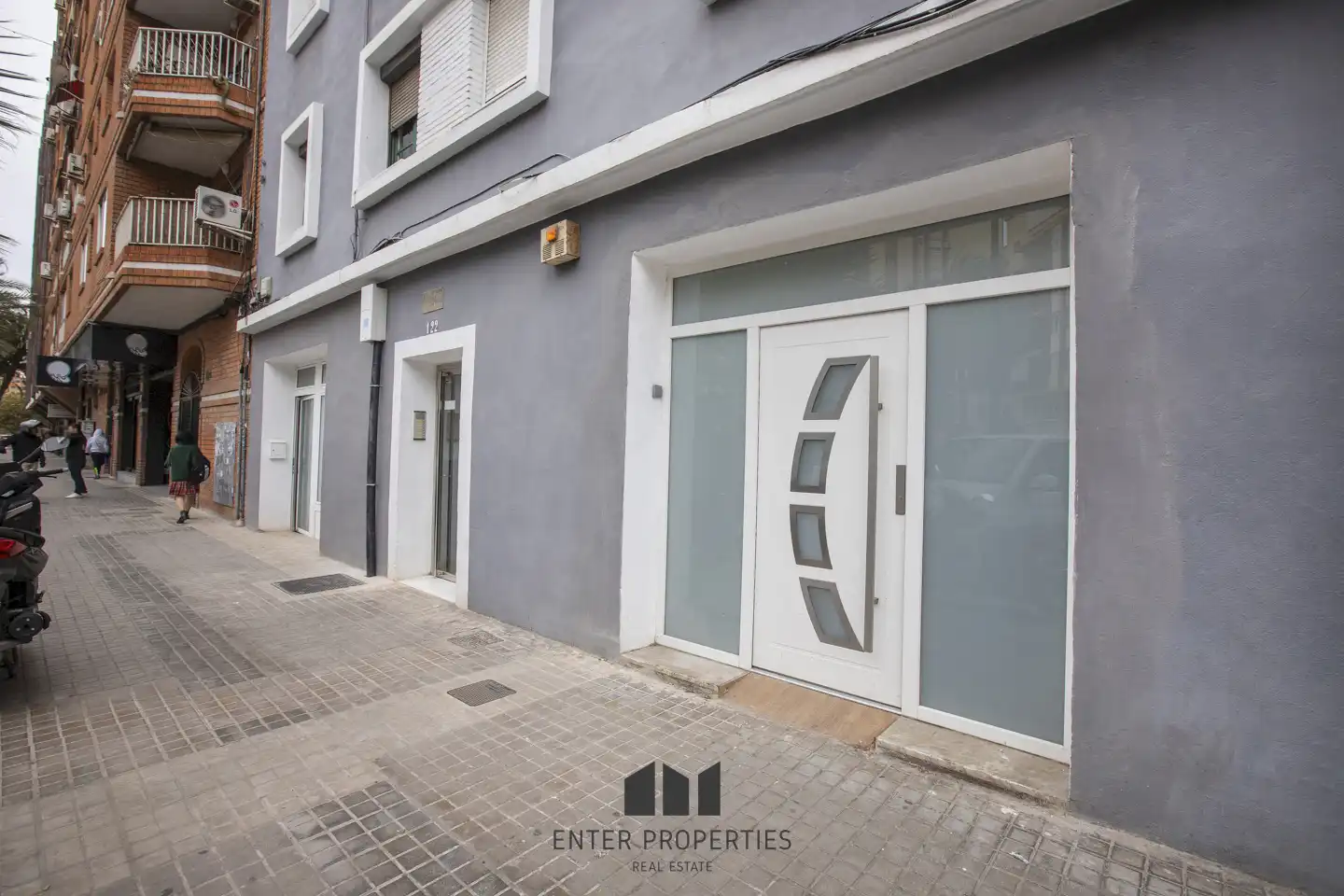Vista exterior de Piso en venta en Valencia con Aire acondicionado y Terraza