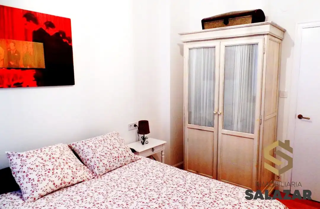 Bedroom of Flat for rent in Ibaiondo