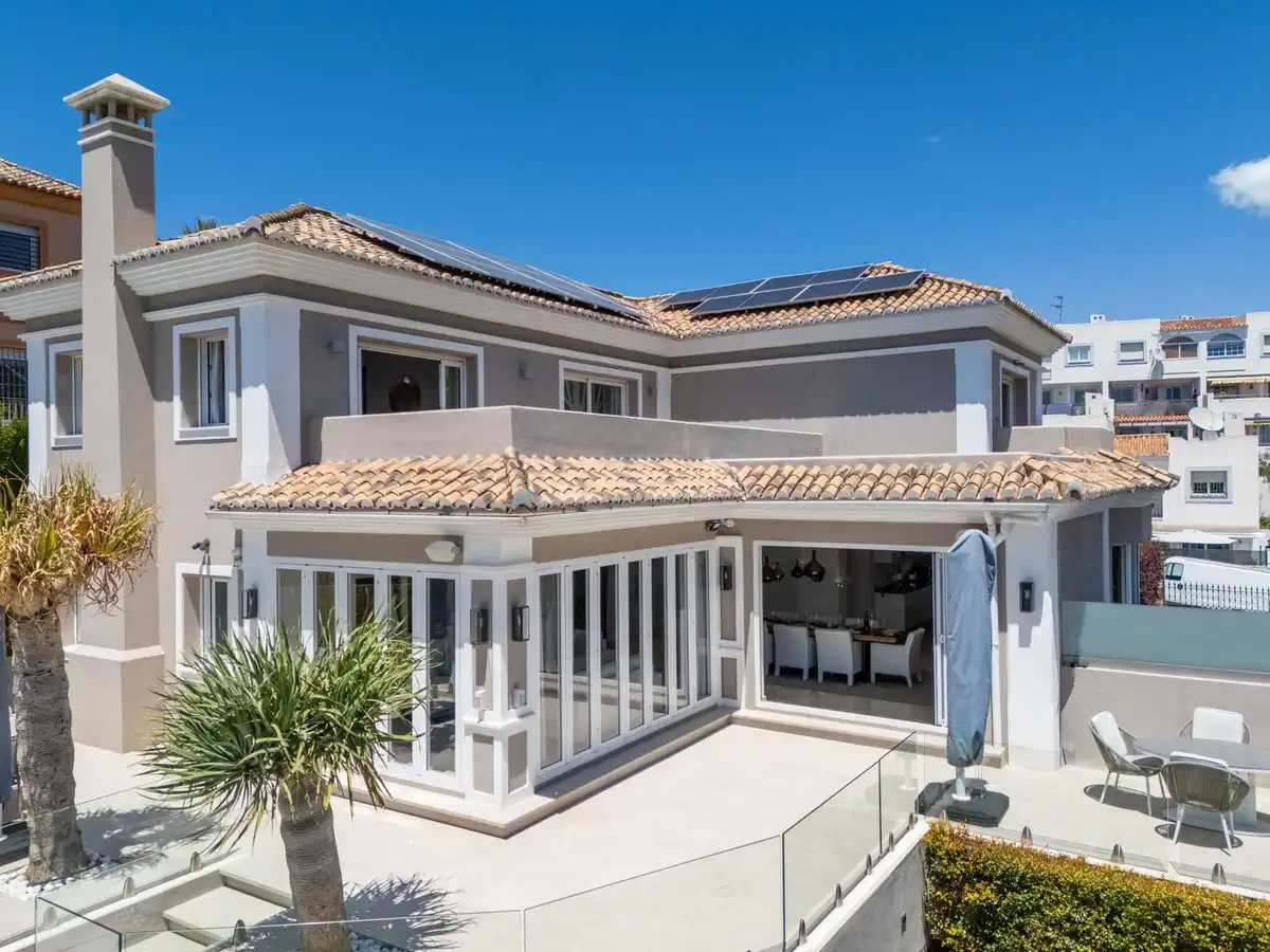 Villa mit Garten zum Verkauf in Nueva Andalucía, imagen 43