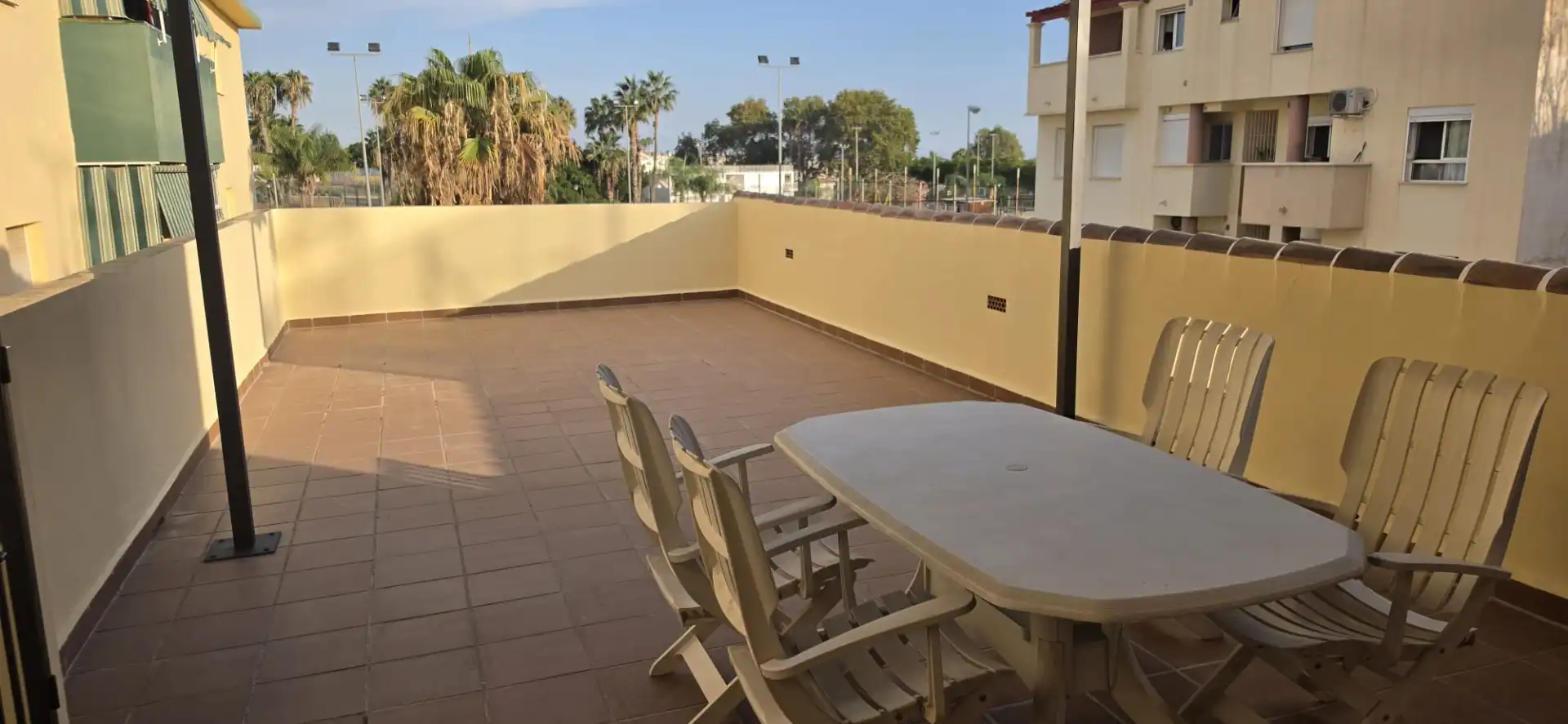 Appartamento in affitto a Calle Loja 21