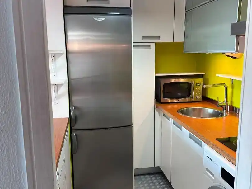 Cuina de Apartament en venda en Vigo  amb Jardí privat, Parquet i Traster