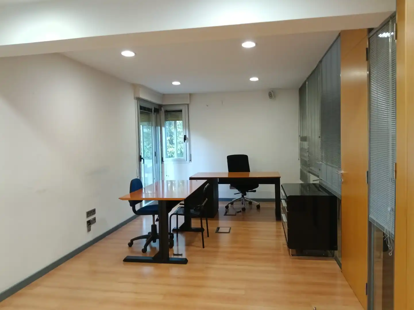 Oficina de alquiler en Iturrama