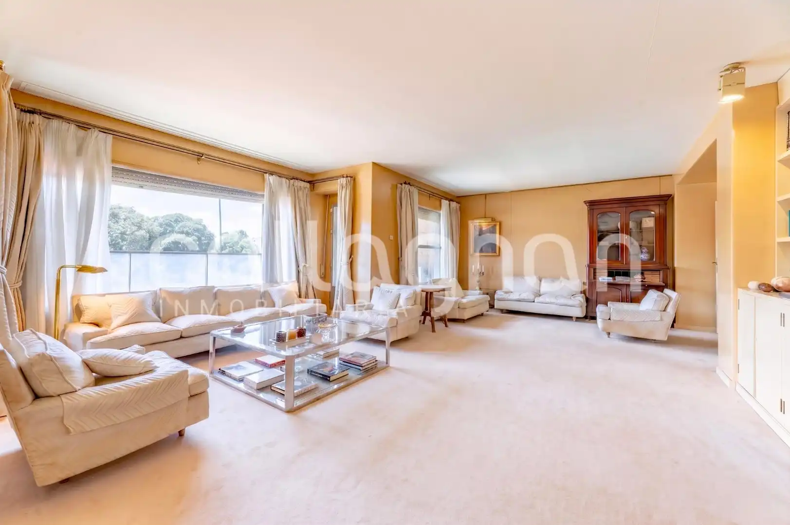Living room of Flat for sale in Valencia  with Air Conditioner, Heating and Terrace