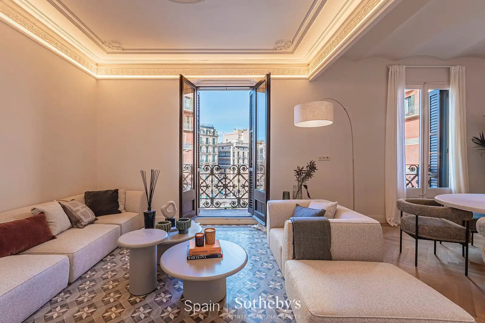 Apartament amb ascensor en venda a Eixample, imagen 2