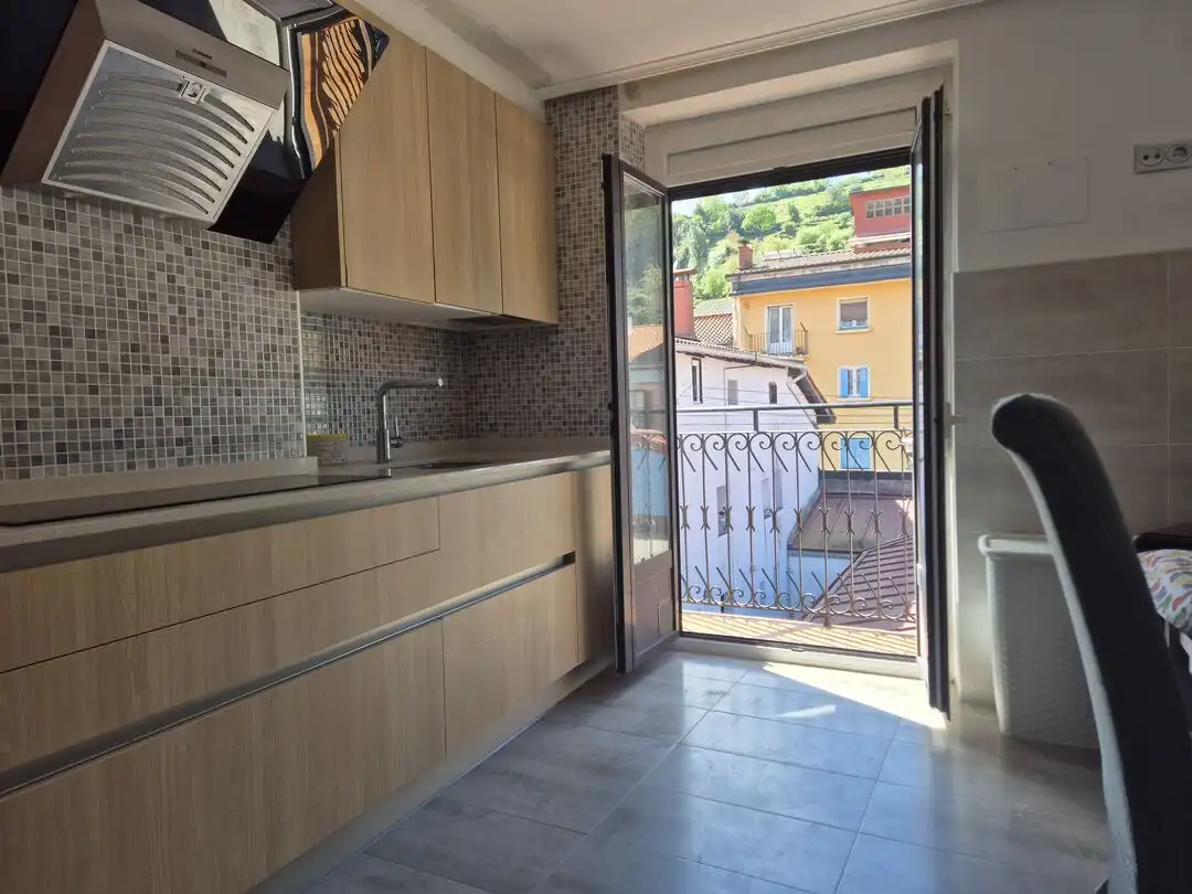 Cocina de Piso en venta en Tolosa con Amueblado y Balcón