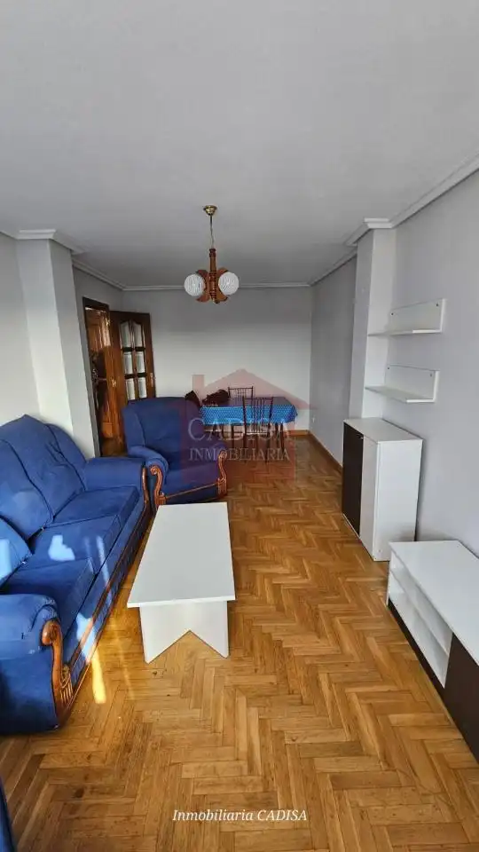 Sala d'estar de Pis en venda en Villares de la Reina amb Calefacció i Moblat