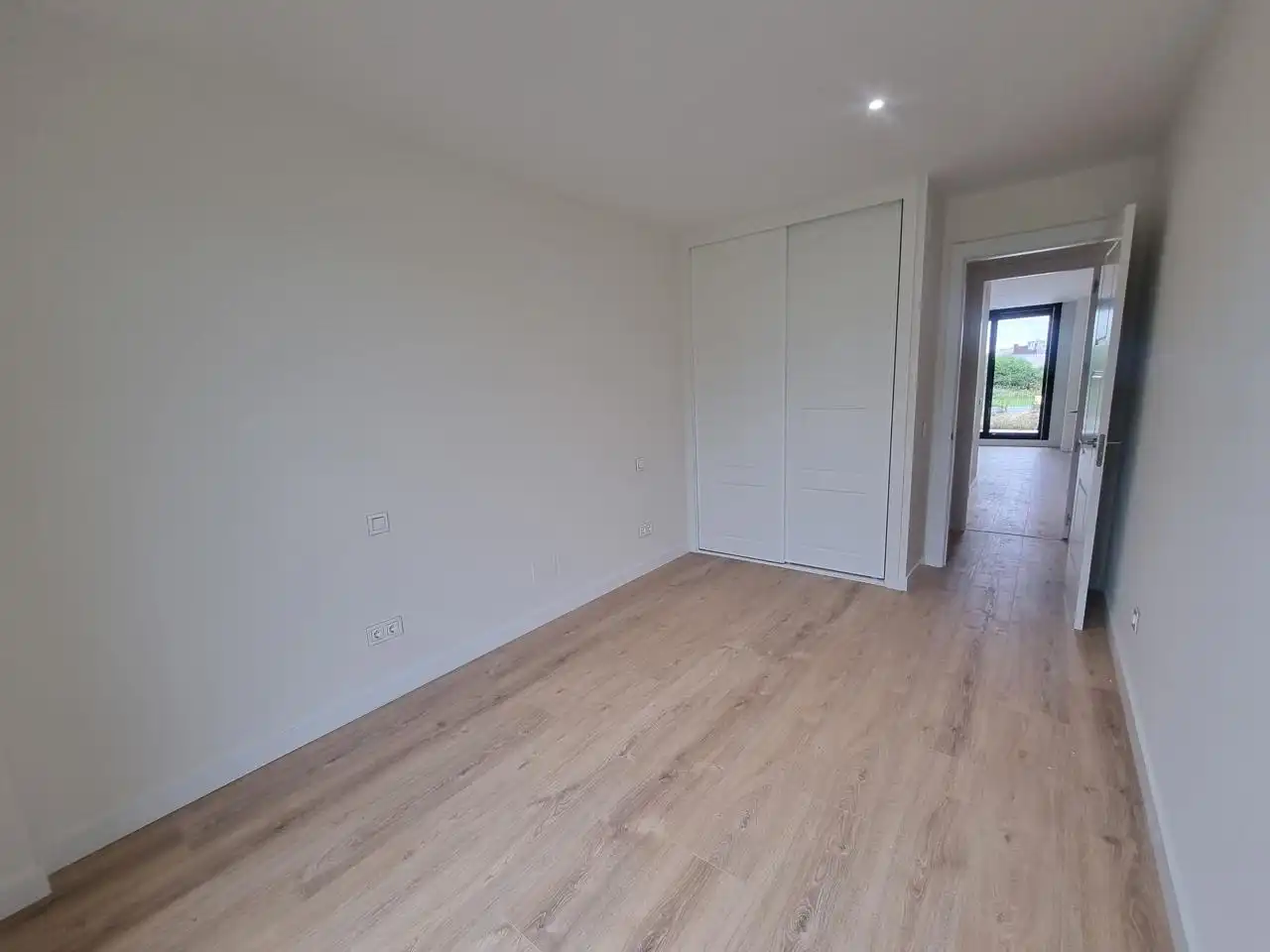 Planta baja de alquiler en Santander con Calefacción, Jardín privado y Parquet