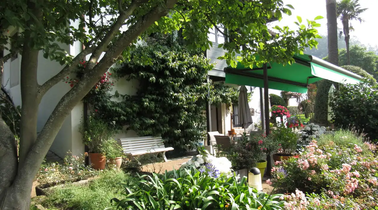 Jardí de Finca rústica en venda en Pravia amb Calefacció, Jardí privat i Parquet