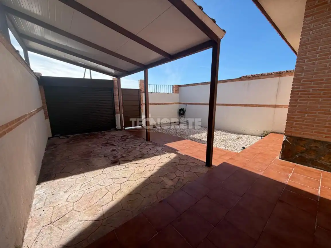 Terrace of Detached homes for sale in Alcaudete de la Jara  with Air Conditioner, Private garden and Swimming Pool
