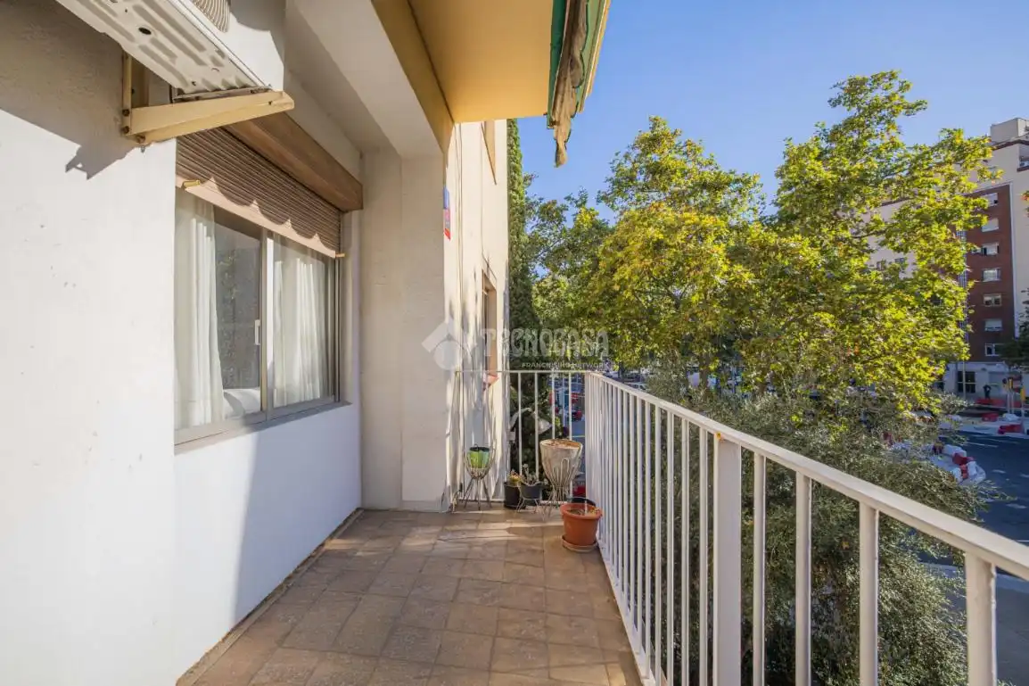 Terraza de Piso en venta en Barcelona con Balcón