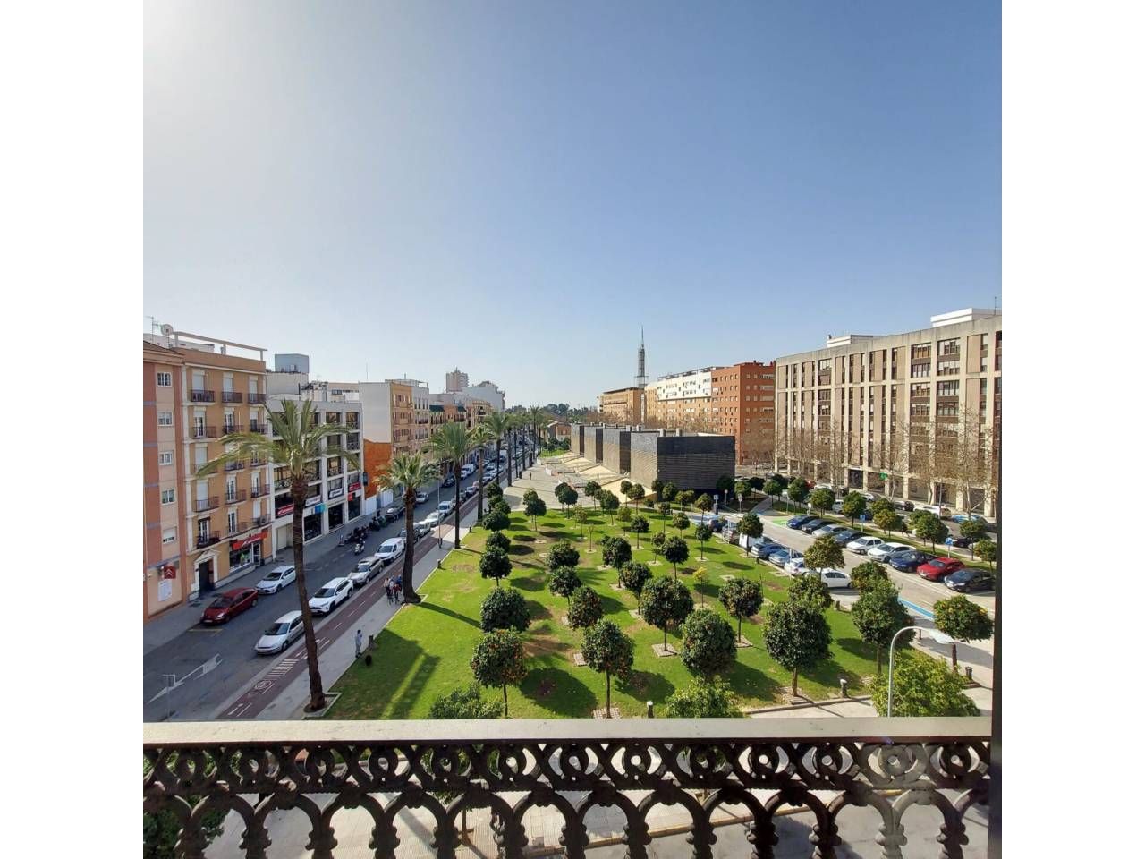 Exterior view of Flat to rent in  Huelva Capital  with Furnished and Balcony