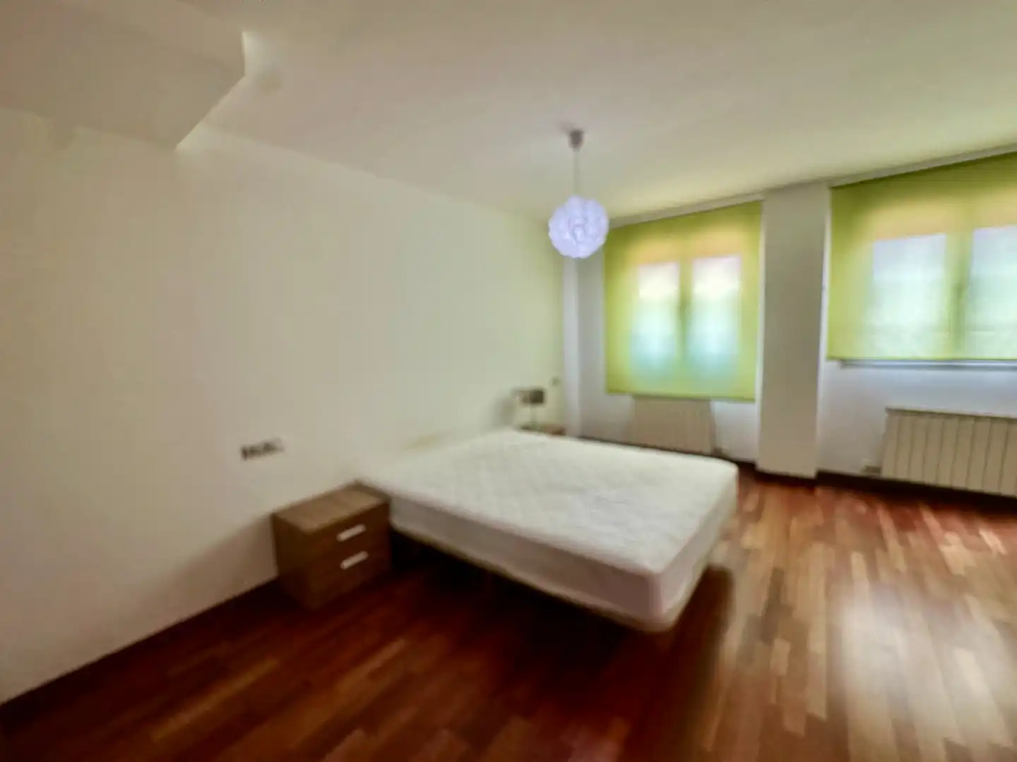 Bedroom of Apartments for rent in León Capital   with Heating, Parquet flooring and Terrace