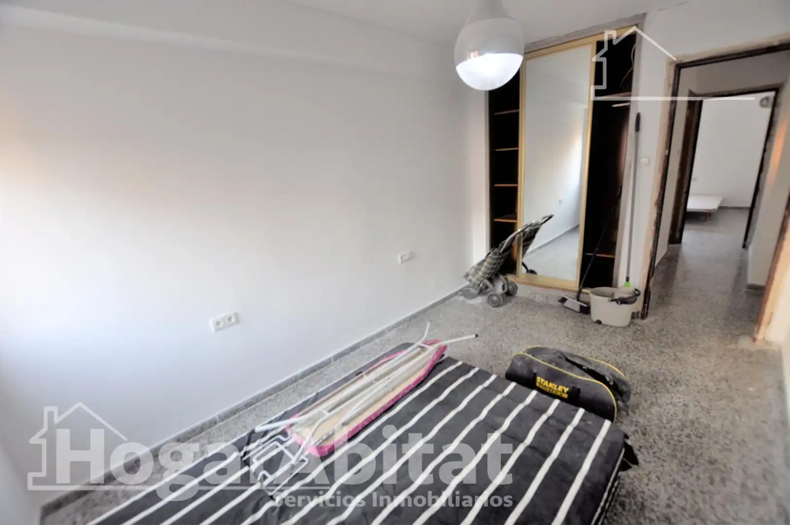 Habitación de Ático en venta en Valencia con Aire acondicionado, Calefacción y Terraza