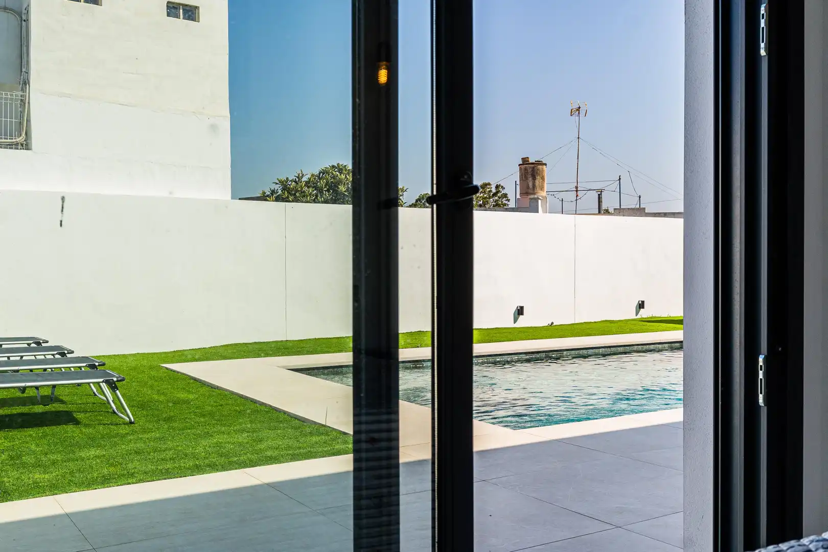Piscina de Casa o chalet en venta en Chiclana de la Frontera con Jardín privado, Terraza y Piscina