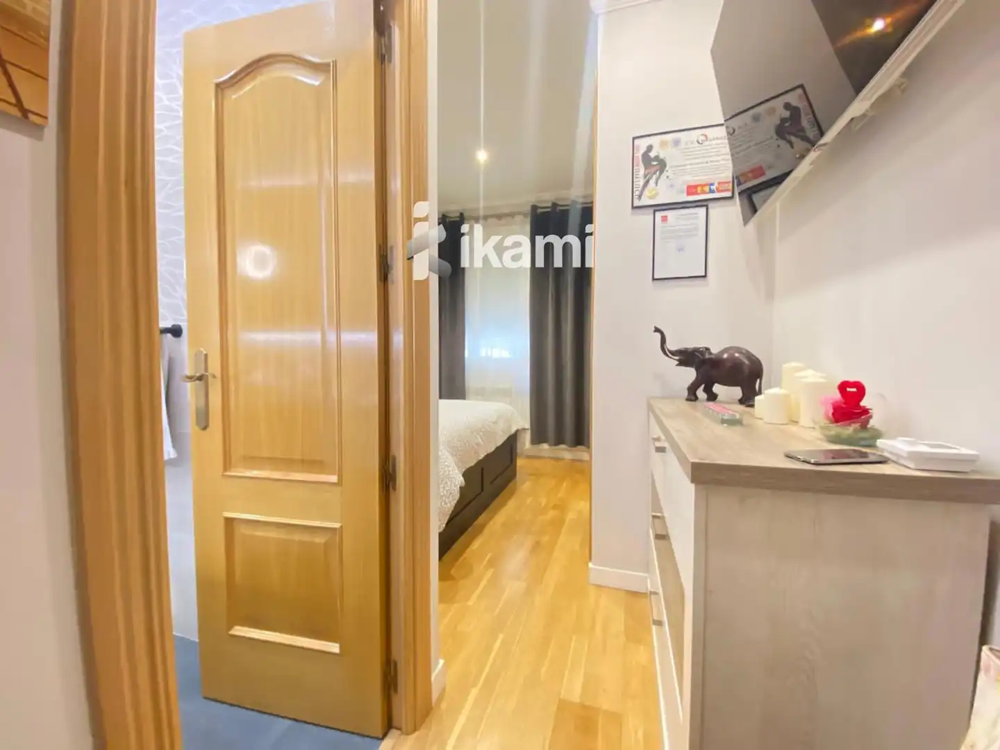 Bedroom of Flat for sale in Madrid  with Heating, Terrace and Furnished