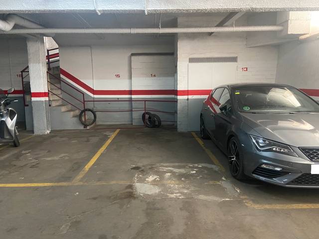 Garaje en Venta en Móra la Nova en El Coll