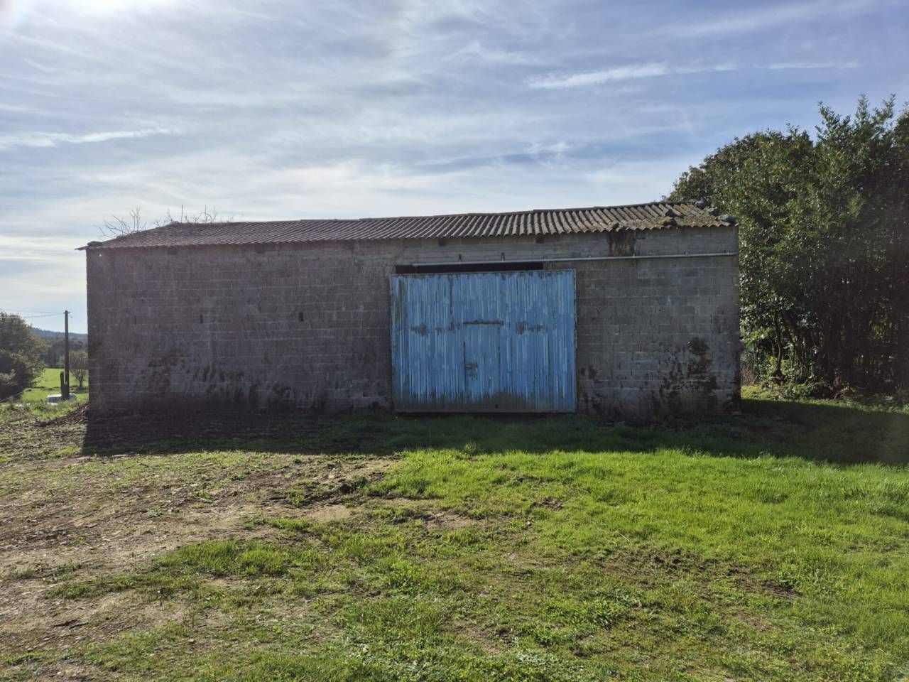 Vista exterior de Nave industrial en venta en Curtis