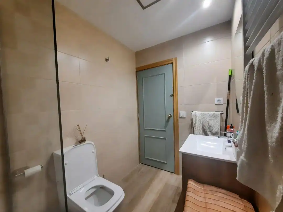 Baño de Casa o chalet en venta en Escalona con Aire acondicionado, Calefacción y Amueblado