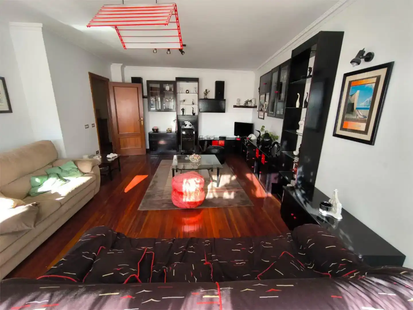 Sala de estar de Casa adosada en venta en Vigo  con Parquet, Trastero y Amueblado