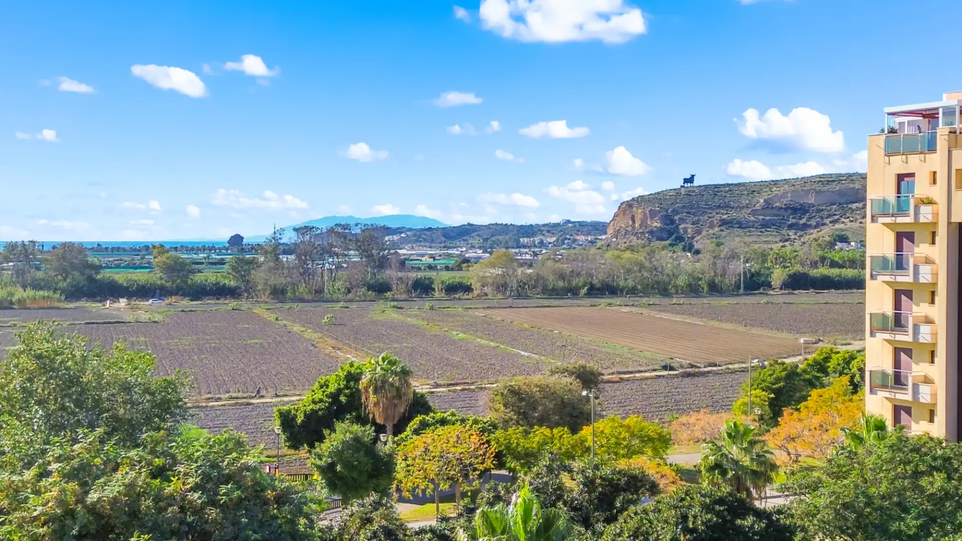 Außenansicht von Dachboden zum Verkauf in Vélez-Málaga mit Klimaanlage, Terrasse und Möbliert