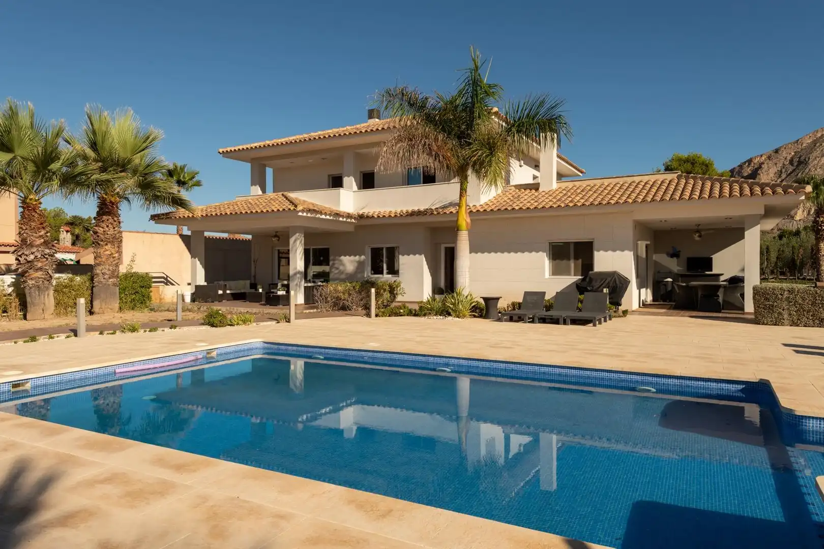 Piscina de Casa o chalet en venta en Alicante / Alacant con Aire acondicionado, Calefacción y Jardín privado