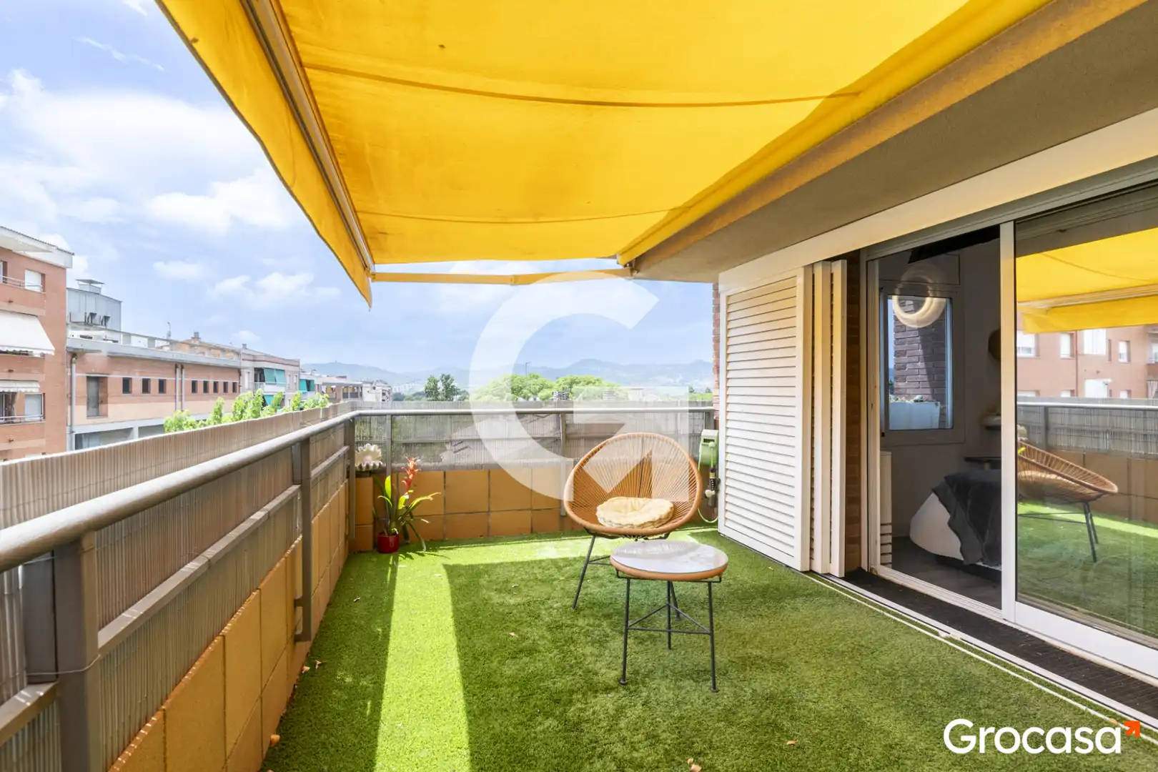 Terraza de Casa adosada en venta en Sant Joan Despí con Aire acondicionado, Calefacción y Terraza
