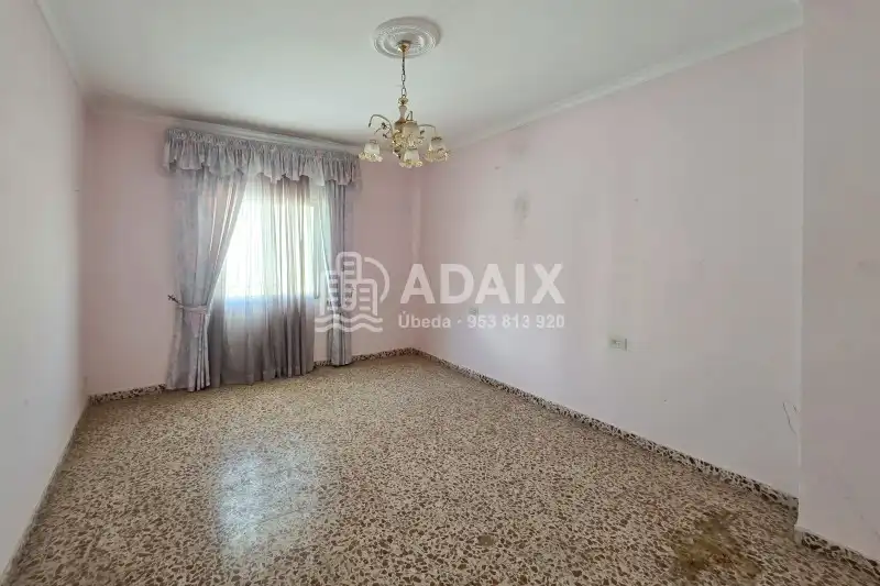Houses for sale in Úbeda