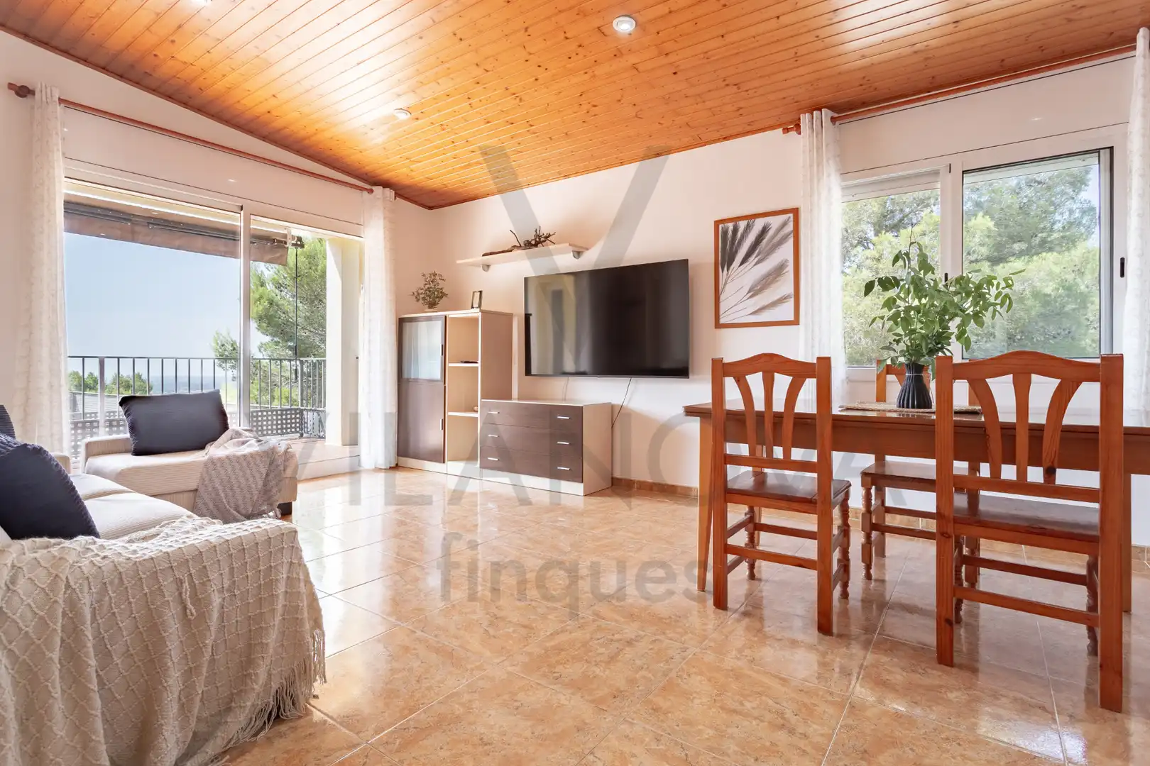 Sala de estar de Casa o chalet en venta en Cabra del Camp con Aire acondicionado, Calefacción y Jardín privado