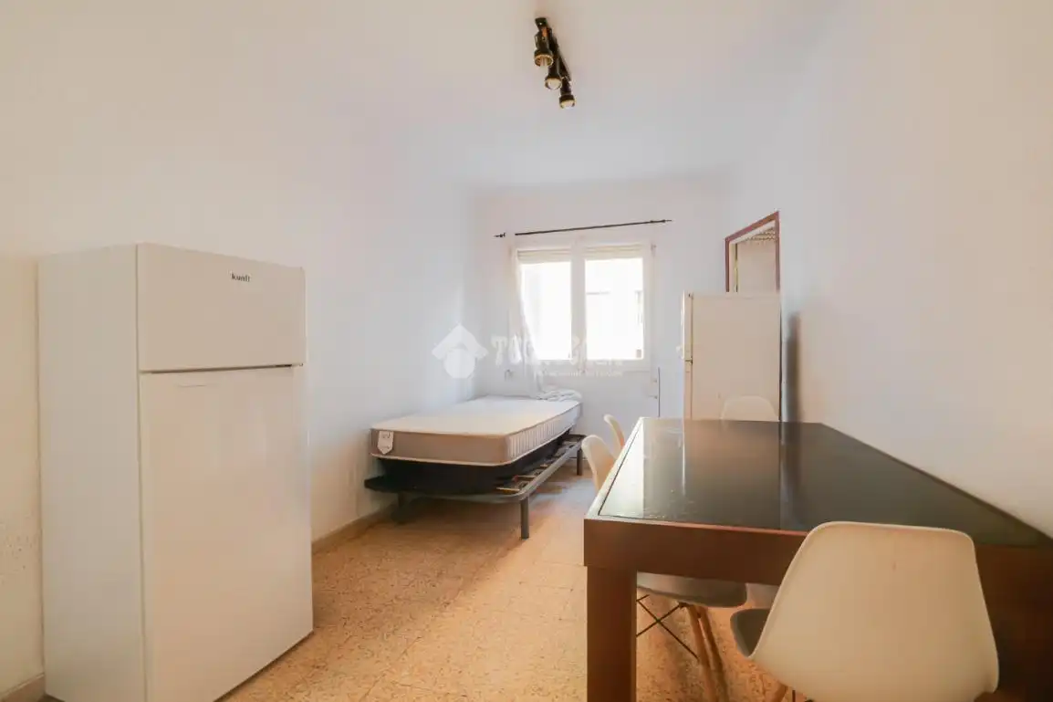 Habitación de Piso en venta en L'Hospitalet de Llobregat