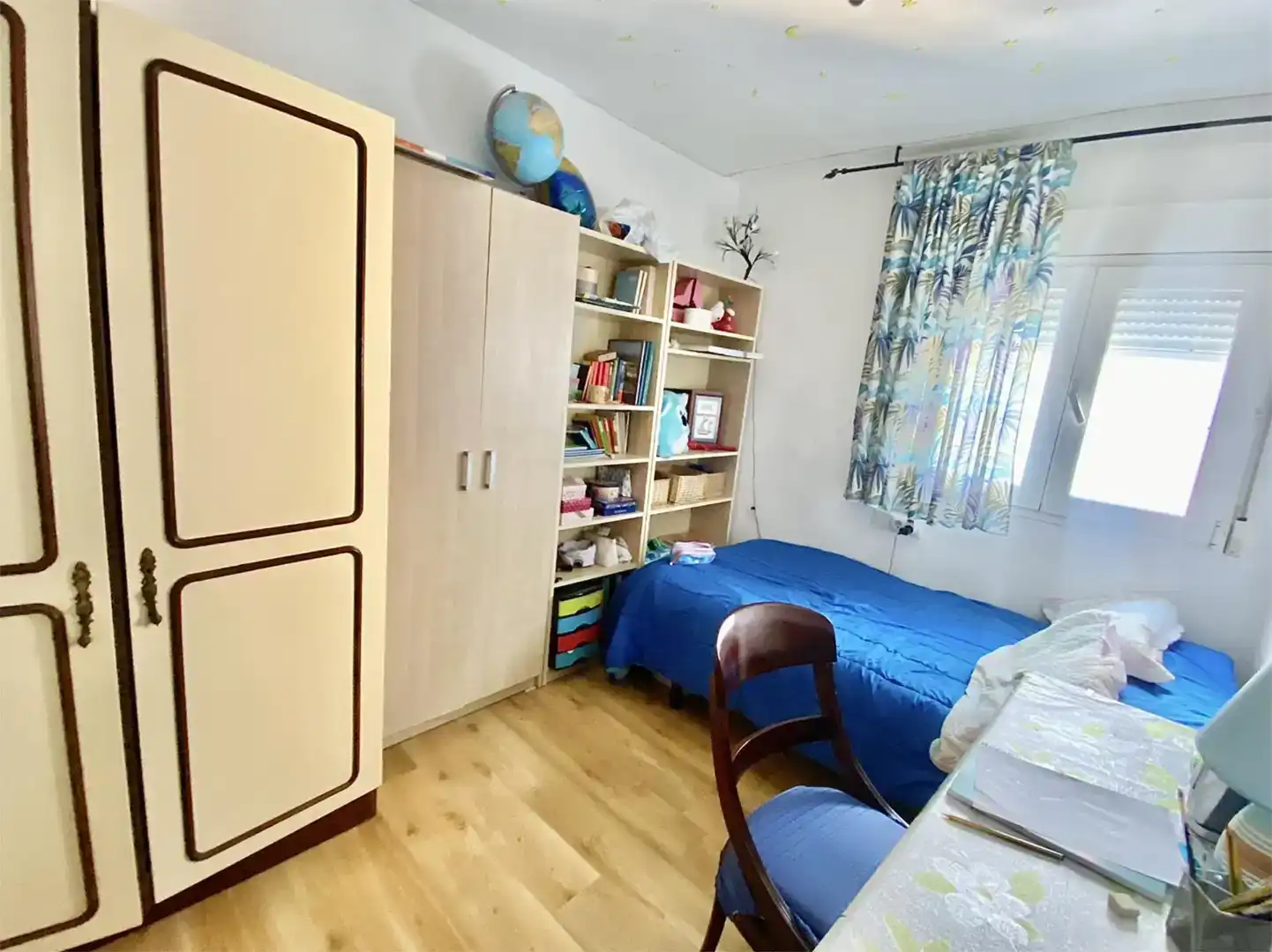 Habitación de Piso en venta en Maracena con Aire acondicionado, Piscina y Balcón