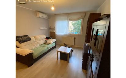 Living room of Flat for sale in  Madrid Capital  with Air Conditioner