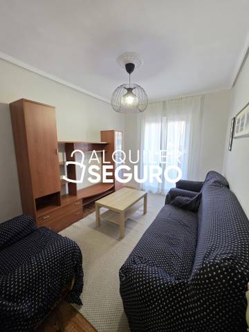 Piso en Alquiler en Doctor Fleming en Ciudad Universitaria