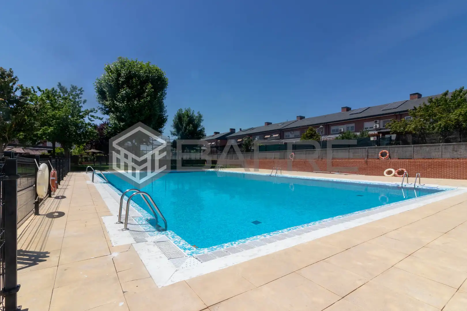 Piscina de Casa o xalet en venda en Getafe amb Aire condicionat, Calefacció i Jardí privat