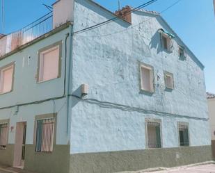 Vista exterior de Pis en venda en Montehermoso amb Terrassa i Traster