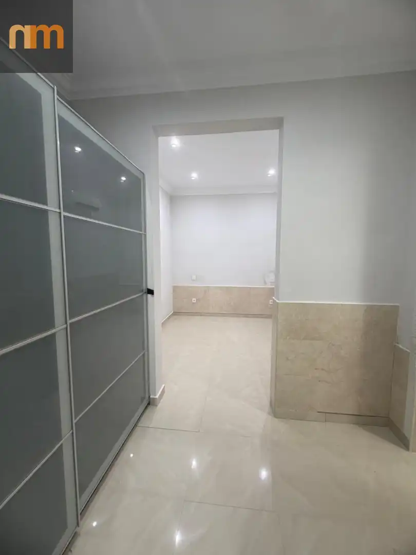 Bathroom of Ground floor for sale in Madrid  with Air Conditioner and Heating