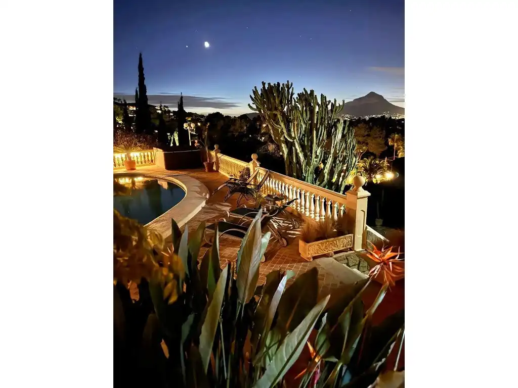Terrace of Houses for sale in Jávea / Xàbia  with Air Conditioner, Heating and Private garden