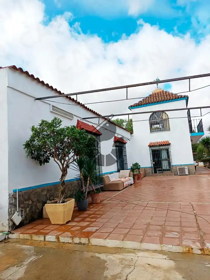Landhaus mit Pool zum Verkauf in La Puebla del Río, imagen 5