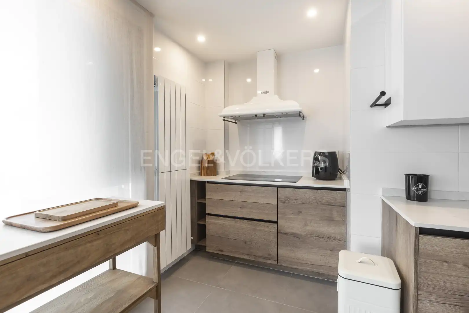 Kitchen of Flat for rent in La Moraleja  with Air Conditioner, Heating and Private garden