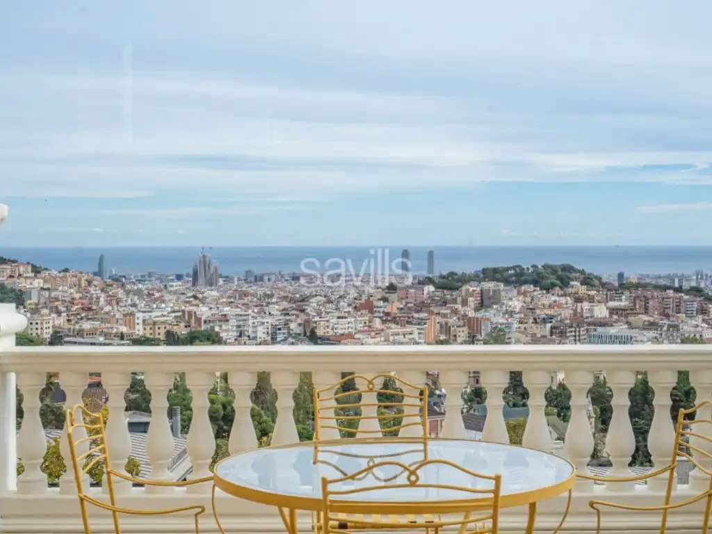 Casa amb piscina en venda a Sarrià - Sant Gervasi