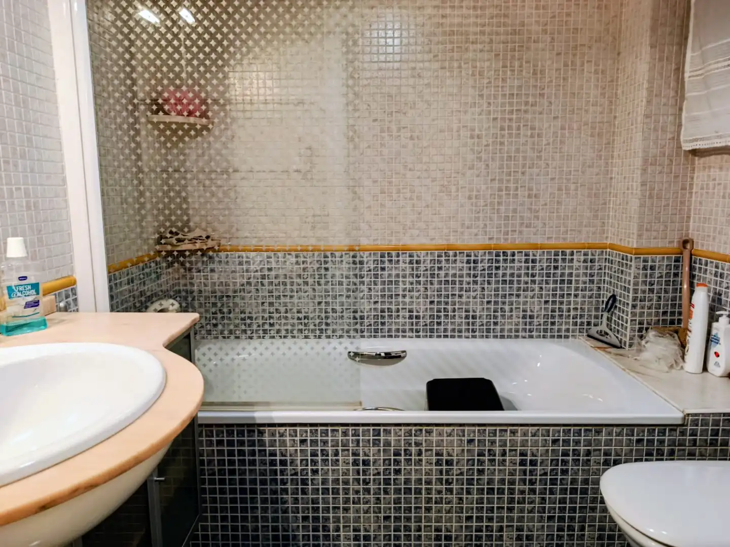 Baño de Piso en venta en Badalona con Aire acondicionado, Calefacción y Parquet