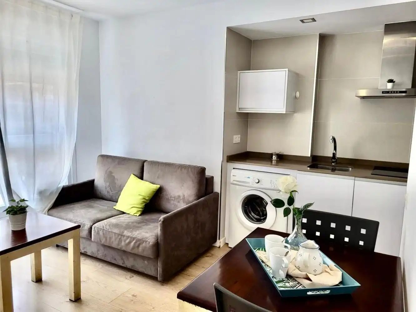 Living room of Apartments for rent in Rincón de la Victoria  with Parquet flooring