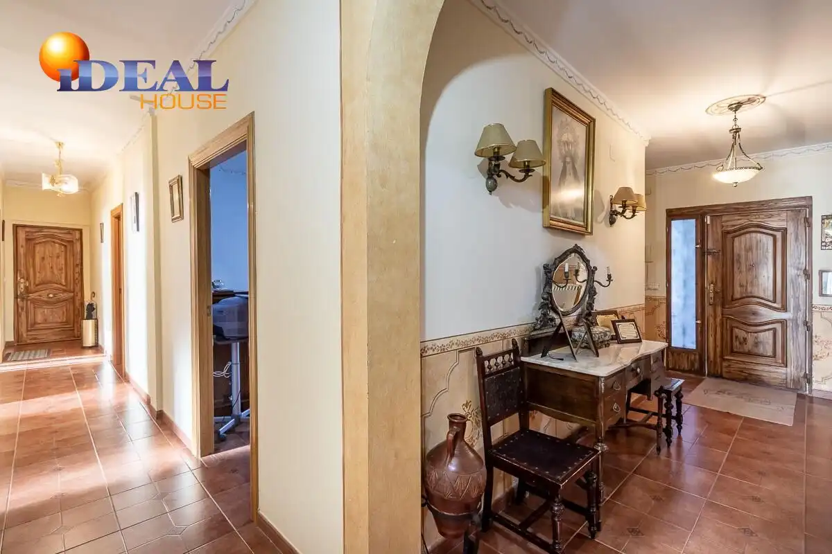 Chalet con terraza en venta en Santa Fe, imagen 9