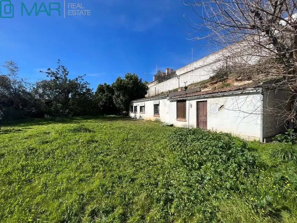Houses for sale in Córdoba  with Air Conditioner, Heating and Private garden