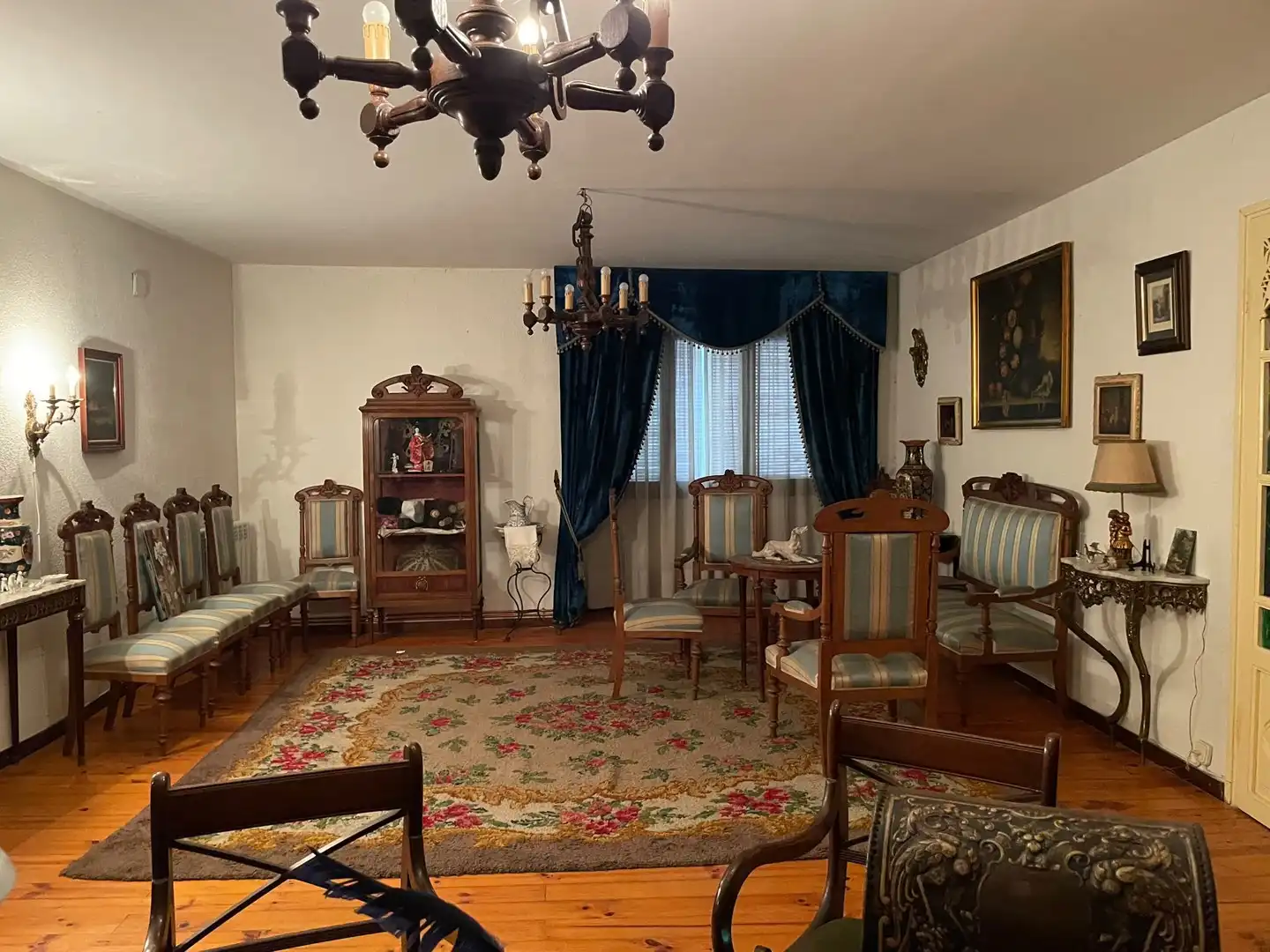 Sala de estar de Casa adosada en venta en Uncastillo con Terraza, Trastero y Amueblado