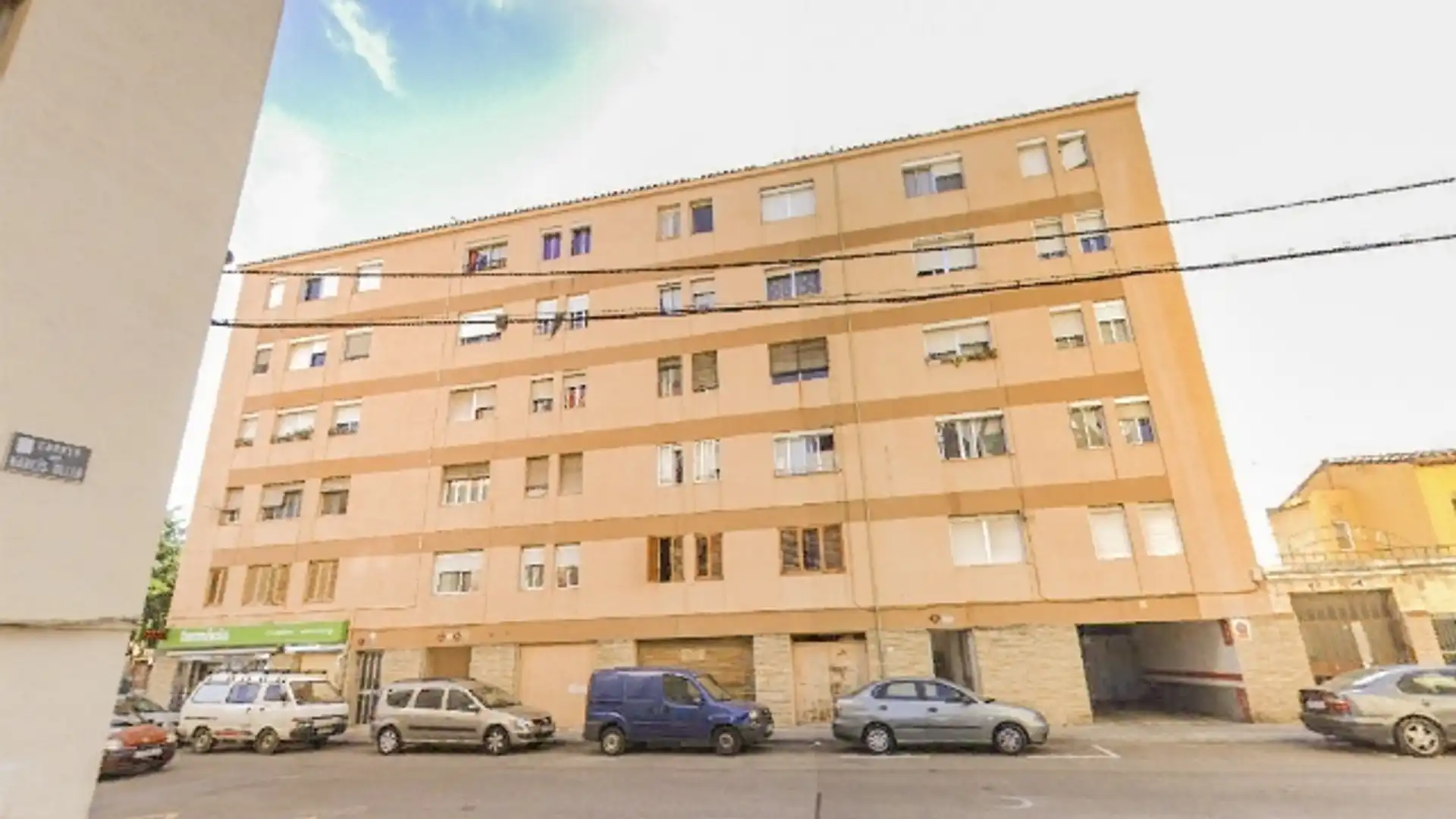 Vista exterior de Piso en venta en Reus