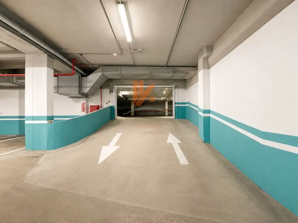 Parking of Garage for rent in Santiago de Compostela 