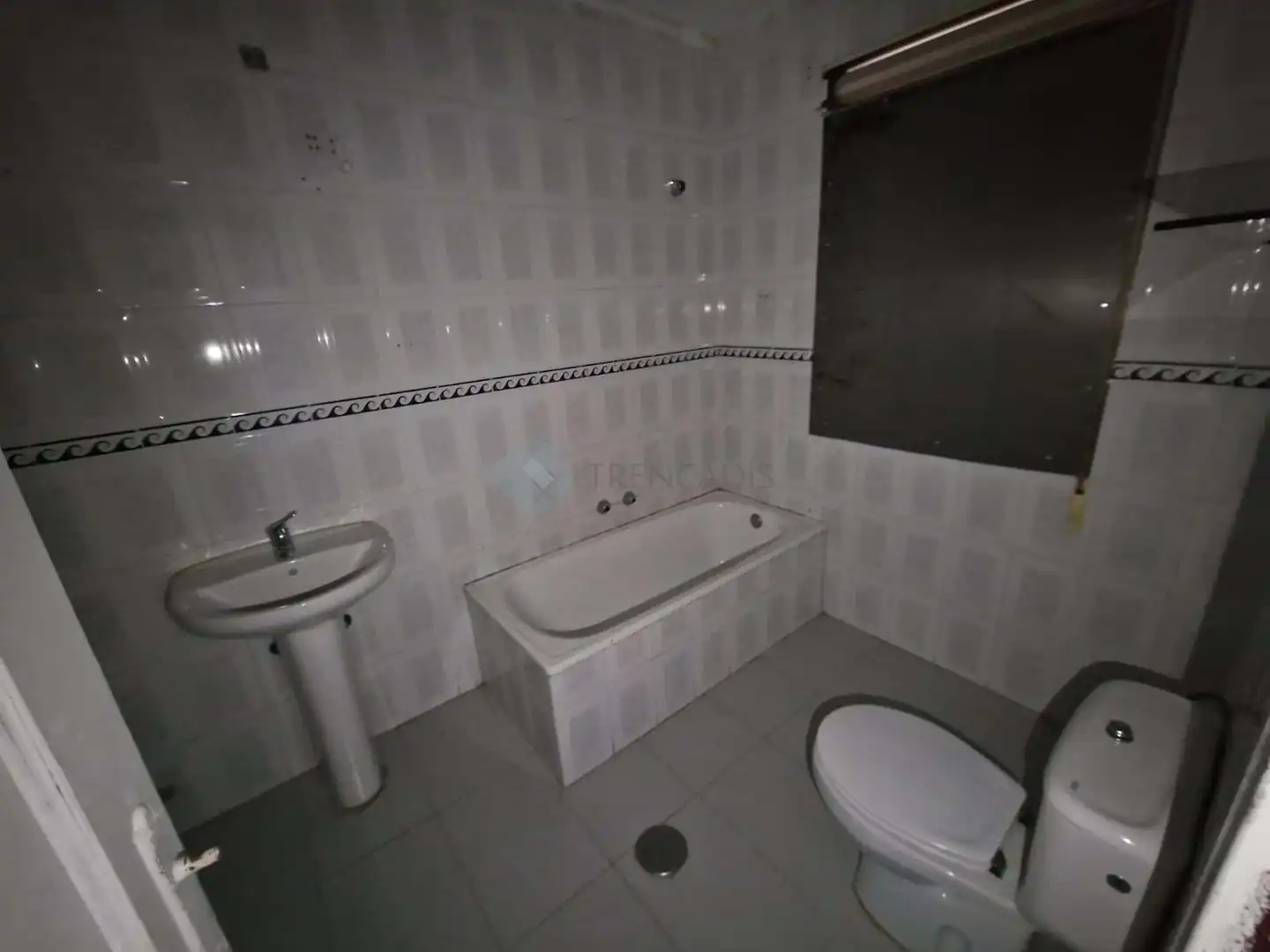 Badezimmer von Einfamilien-Reihenhaus zum Verkauf in Recas