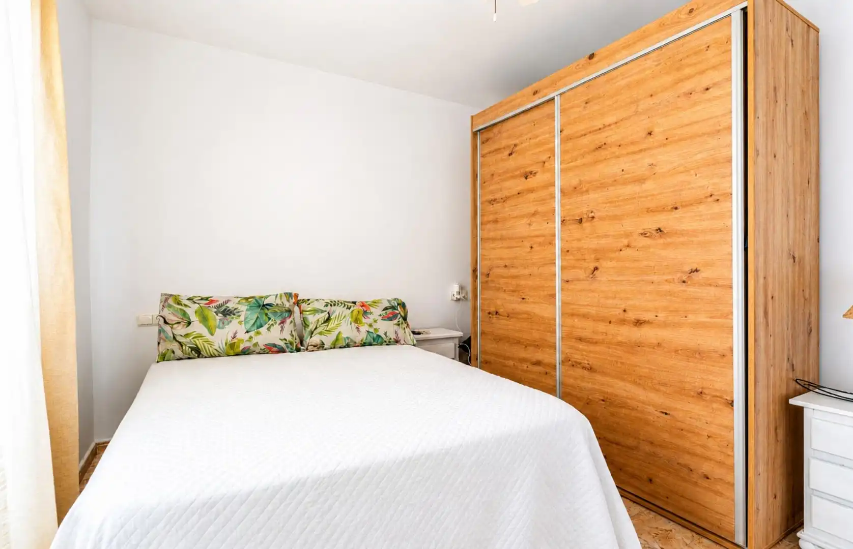 Dormitori de Casa o xalet en venda en Chiclana de la Frontera amb Aire condicionat, Jardí privat i Terrassa